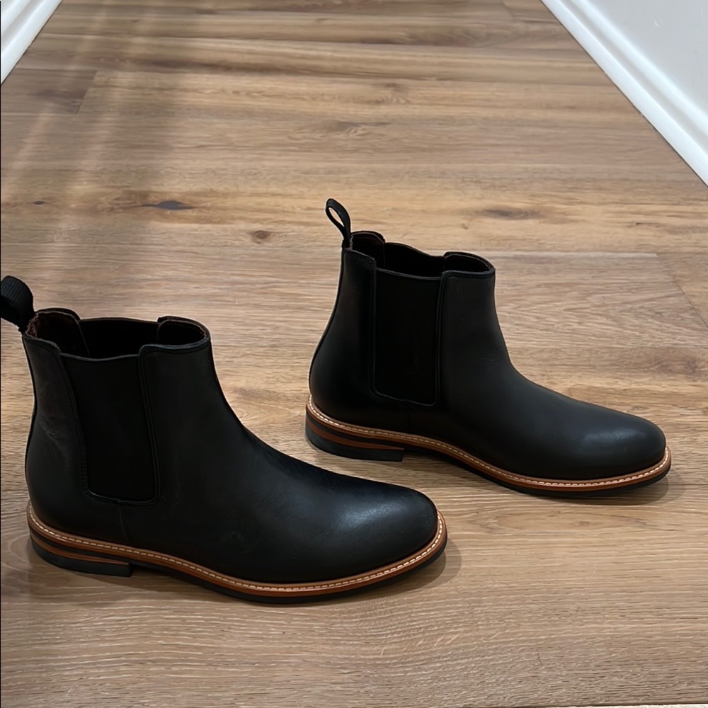 Black Leather Javier Chelsea Boots